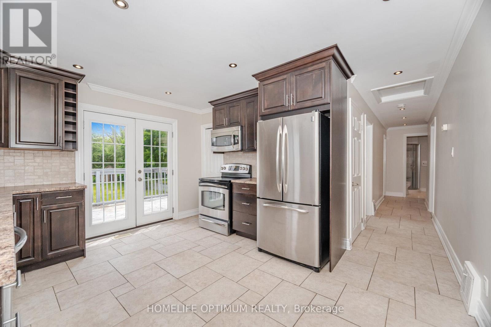 Photo 36 of 128 Eagle Street, Newmarket ON