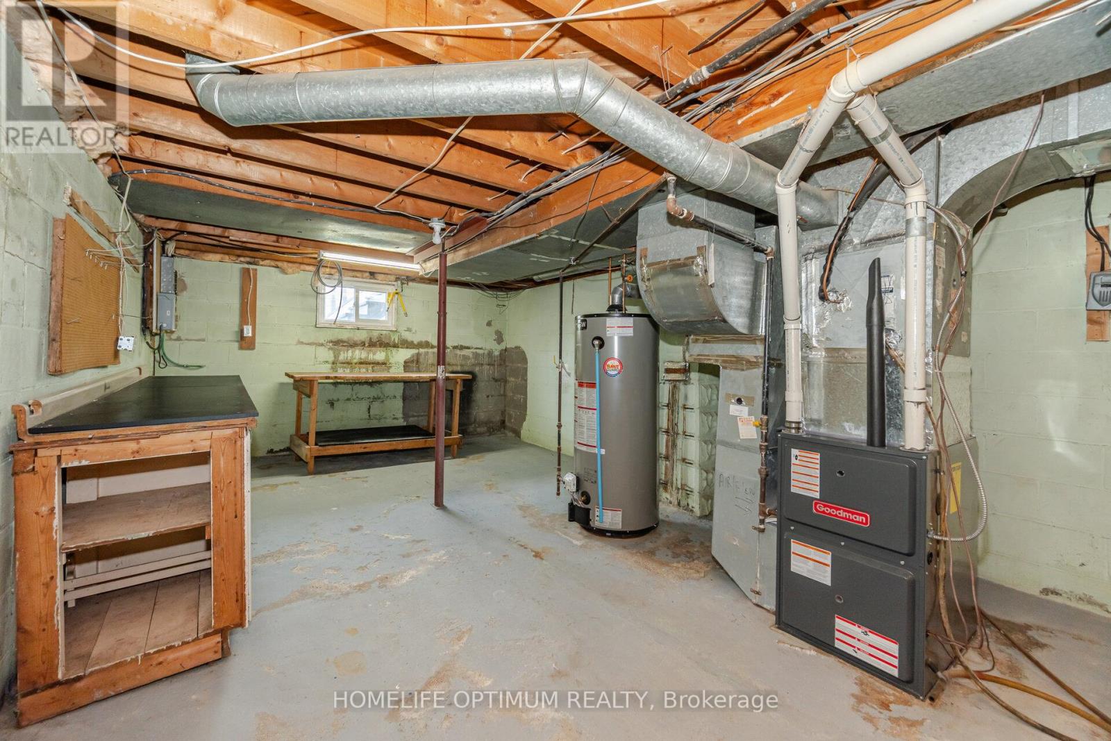 Photo 6 of 128 Eagle Street, Newmarket ON