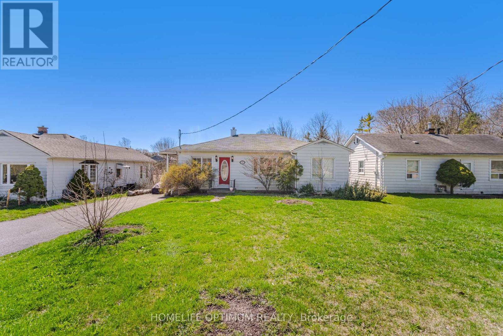Photo 30 of 128 Eagle Street, Newmarket ON