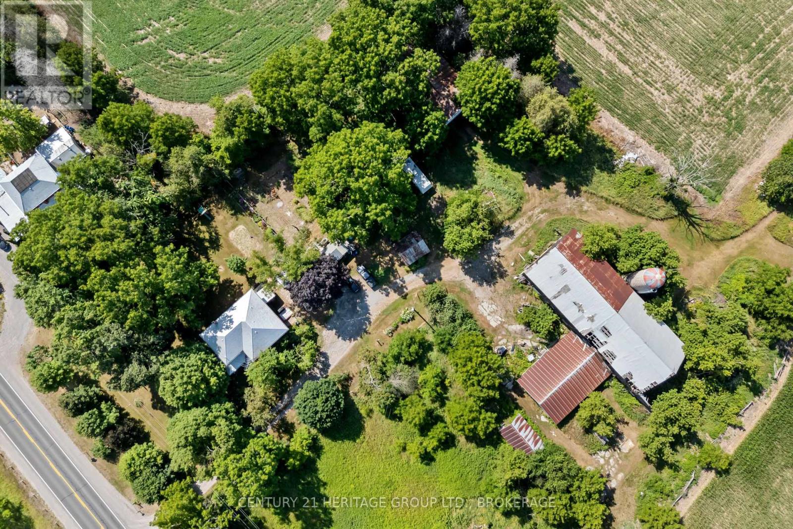 Photo 6 of 4734 County Rd 2 Road, Asphodelnorwood ON