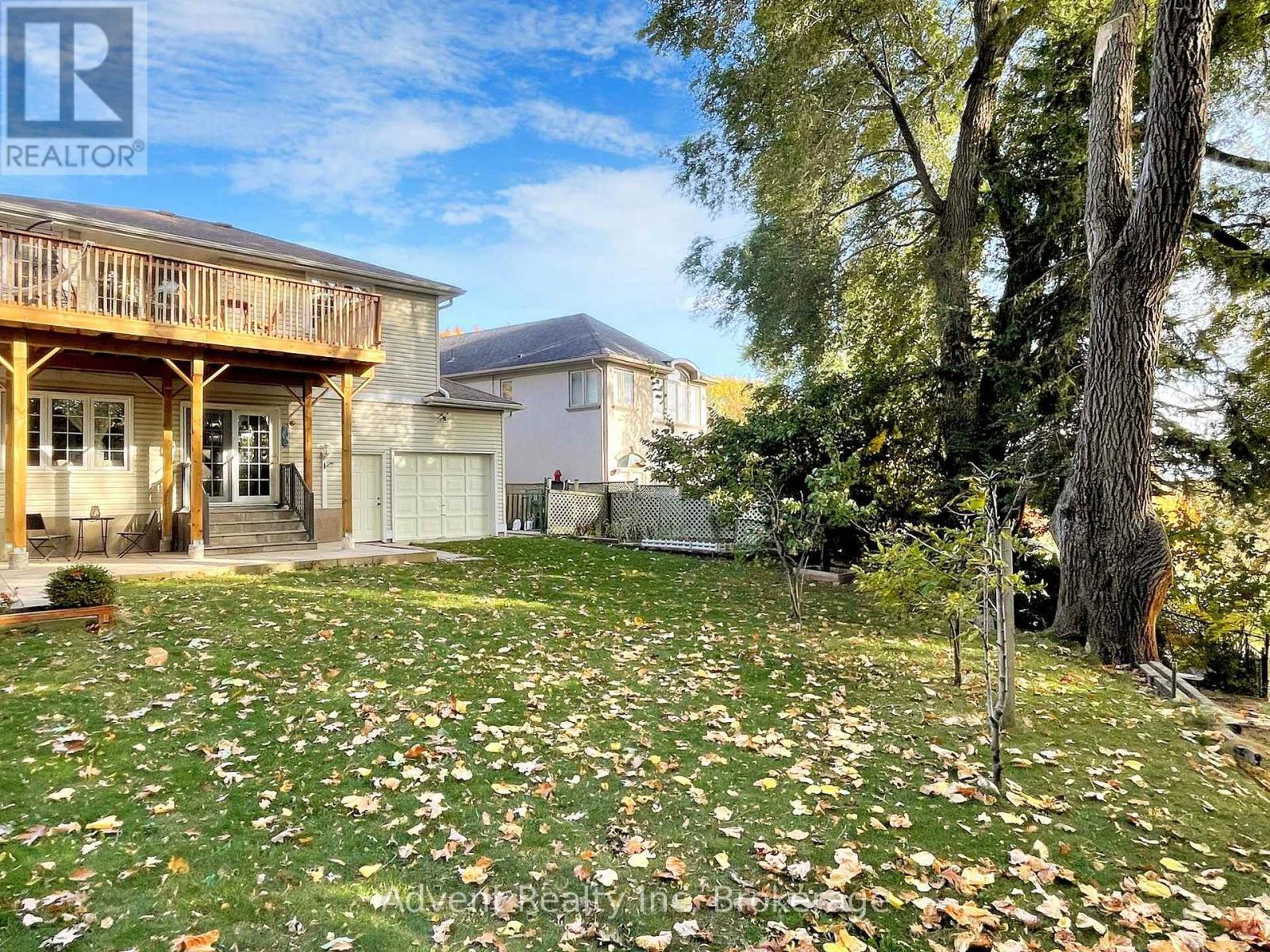 Photo 14 of Bsmt 45 Enfield Avenue, Toronto ON