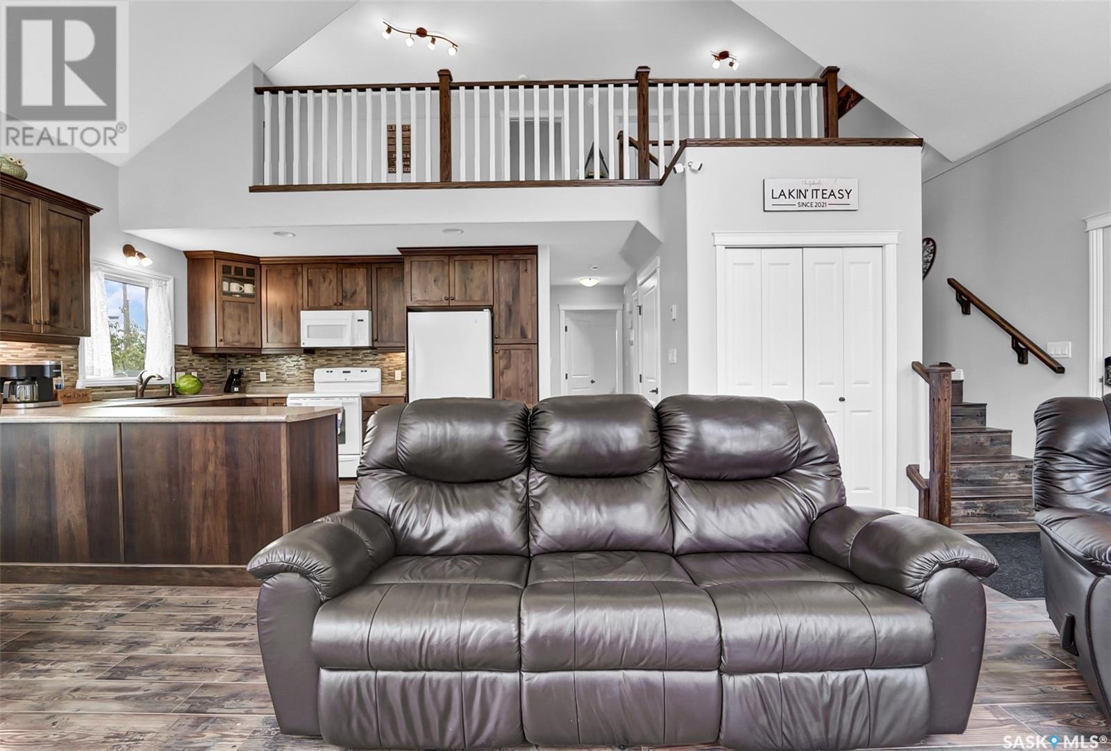 Photo 45 of 217 Beach Avenue, Mervin Rm No 499 SK