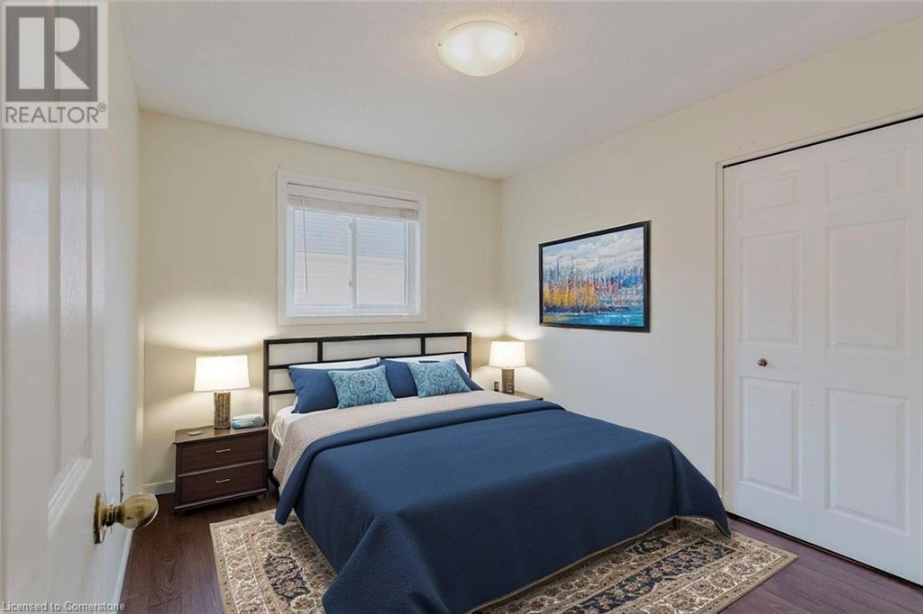 Photo 20 of 195 Duncairn Crescent, Hamilton ON