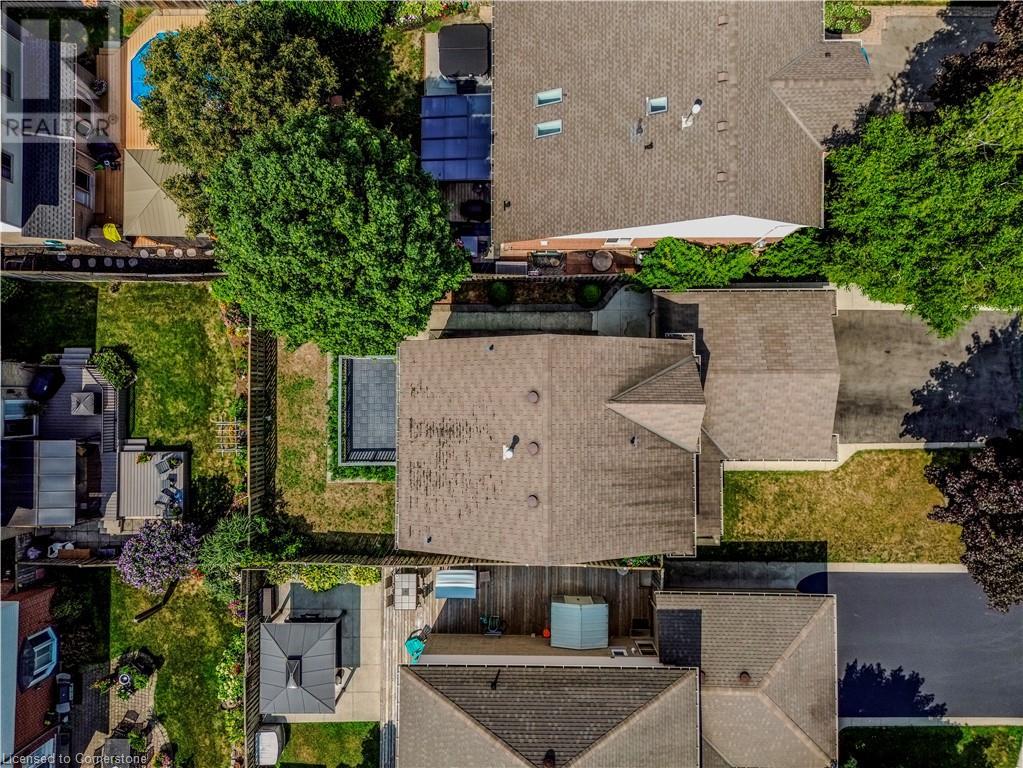 Photo 4 of 195 Duncairn Crescent, Hamilton ON