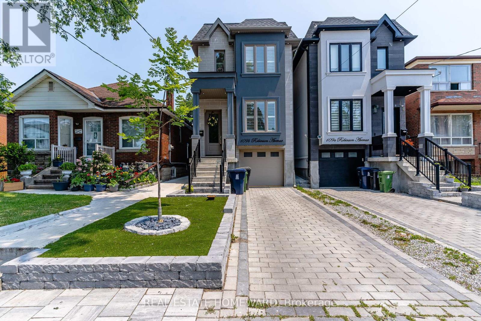 Photo 1 of 109 B Robinson Avenue, Toronto ON