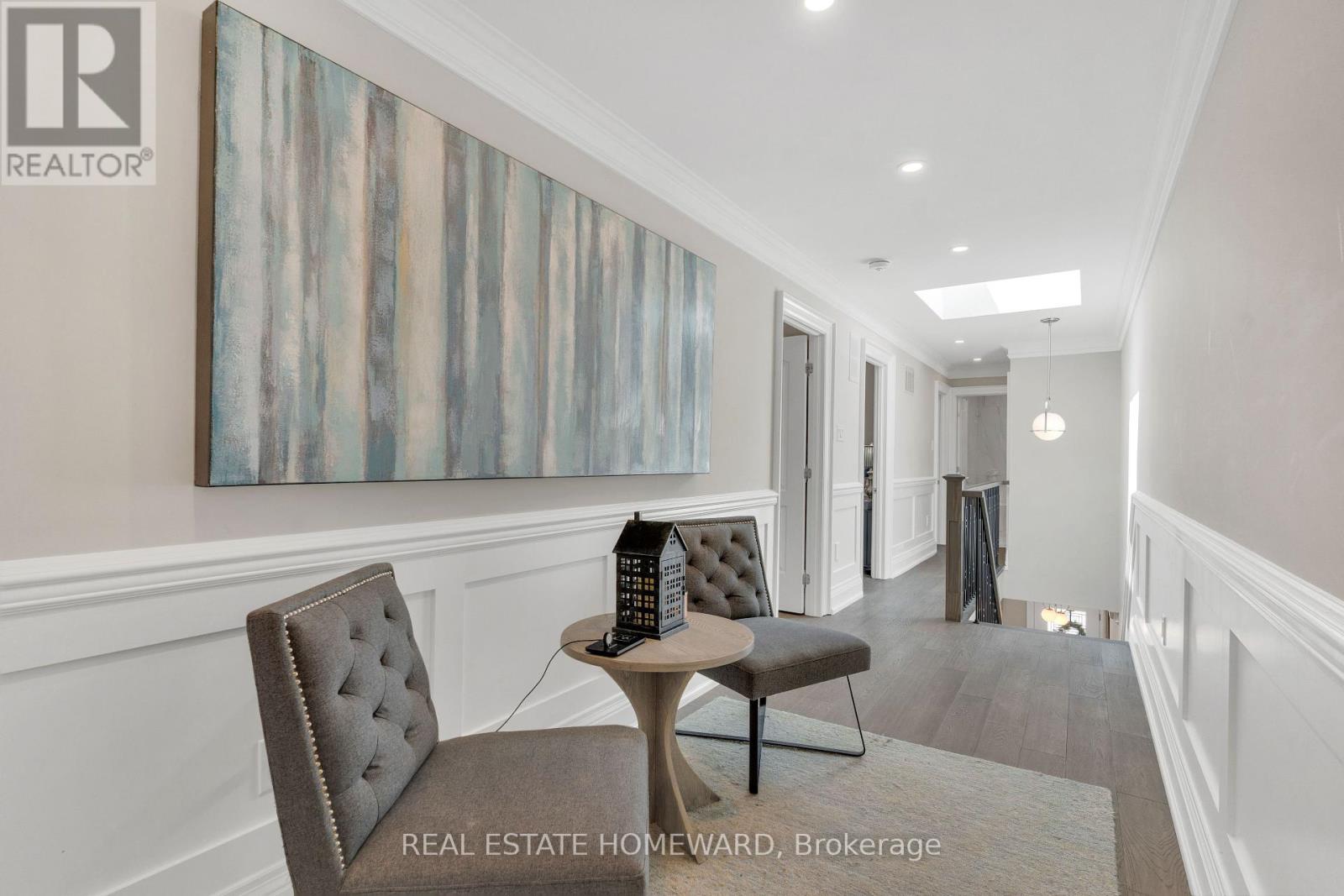 Photo 16 of 109 B Robinson Avenue, Toronto ON