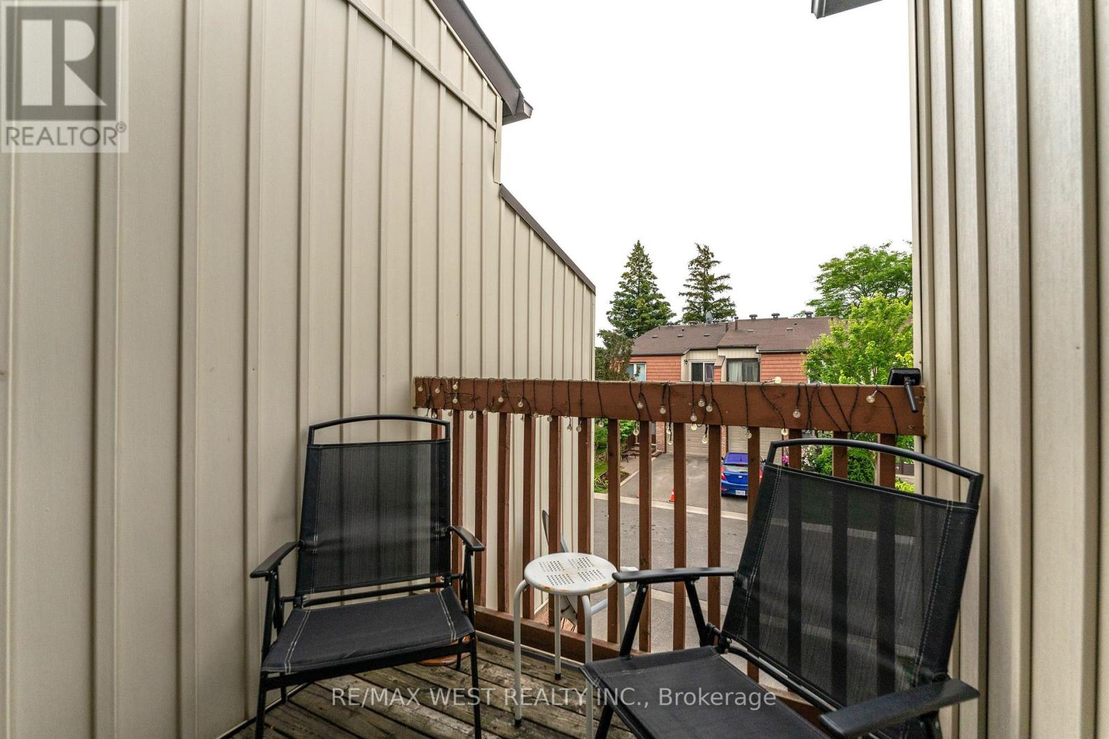 Photo 28 of 30 15 Guildwood Parkway, Toronto ON