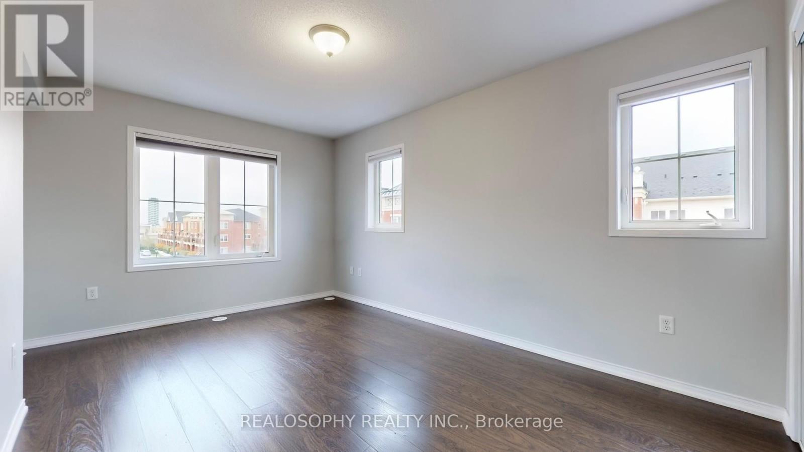 Photo 16 of 17 2496 Post Road, Oakville ON