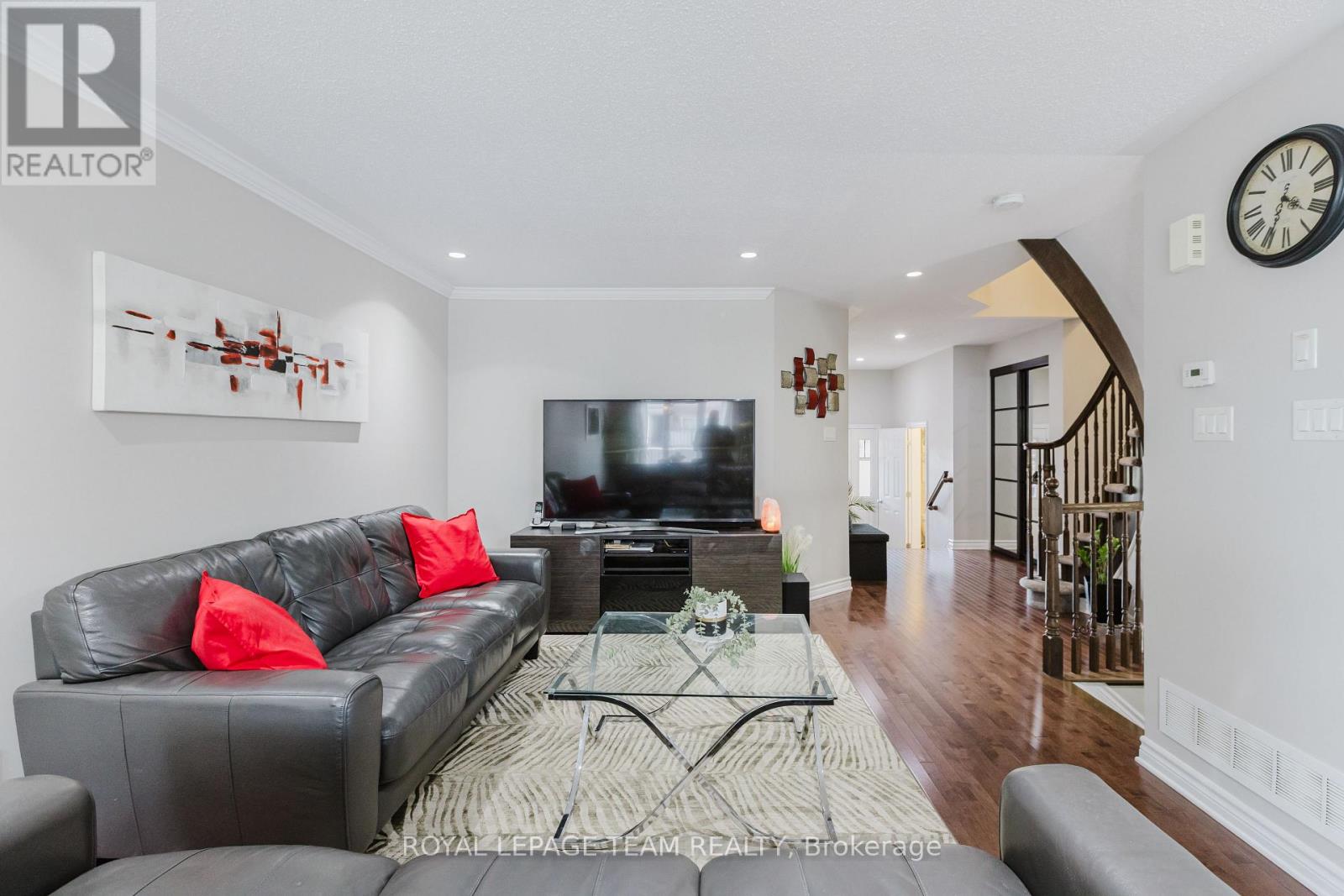 Photo 11 of 121 Mancini Way, Ottawa ON