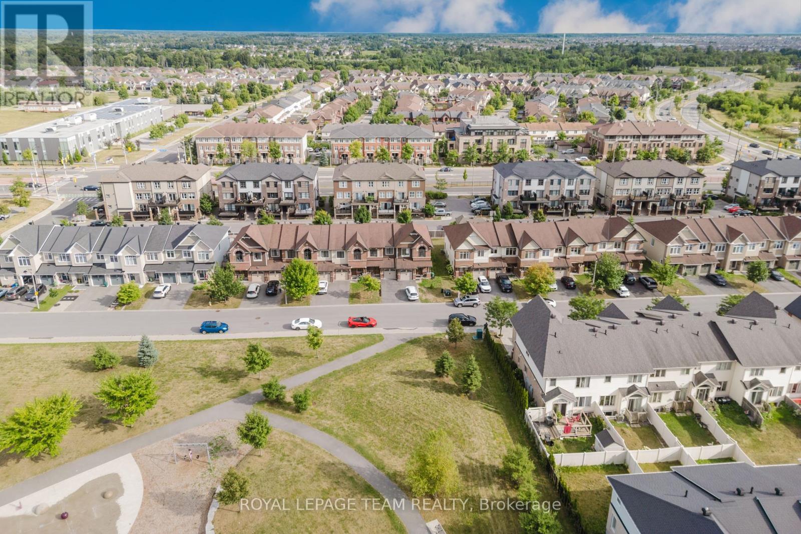 Photo 36 of 121 Mancini Way, Ottawa ON