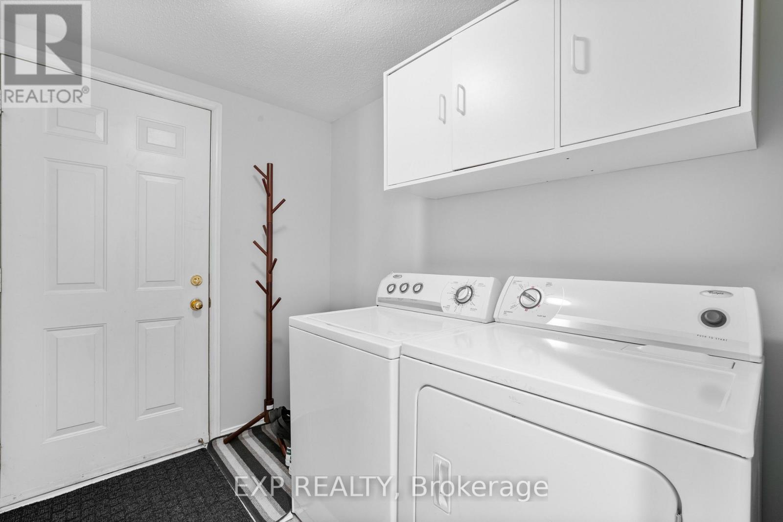 Photo 22 of 111 Coursier Crescent, Ottawa ON