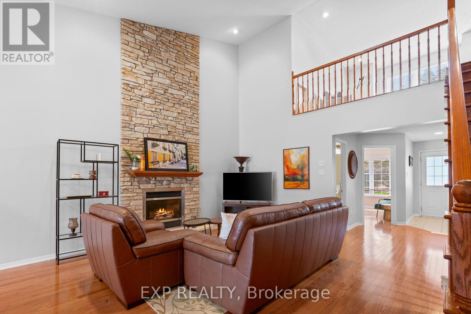 Photo 8 of 111 Coursier Crescent, Ottawa ON