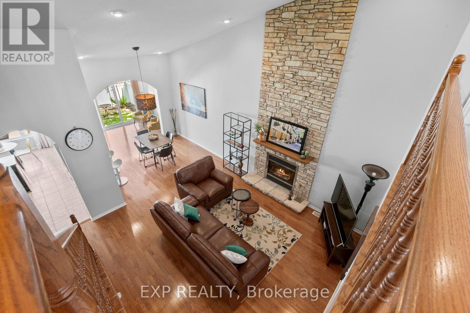 Photo 29 of 111 Coursier Crescent, Ottawa ON
