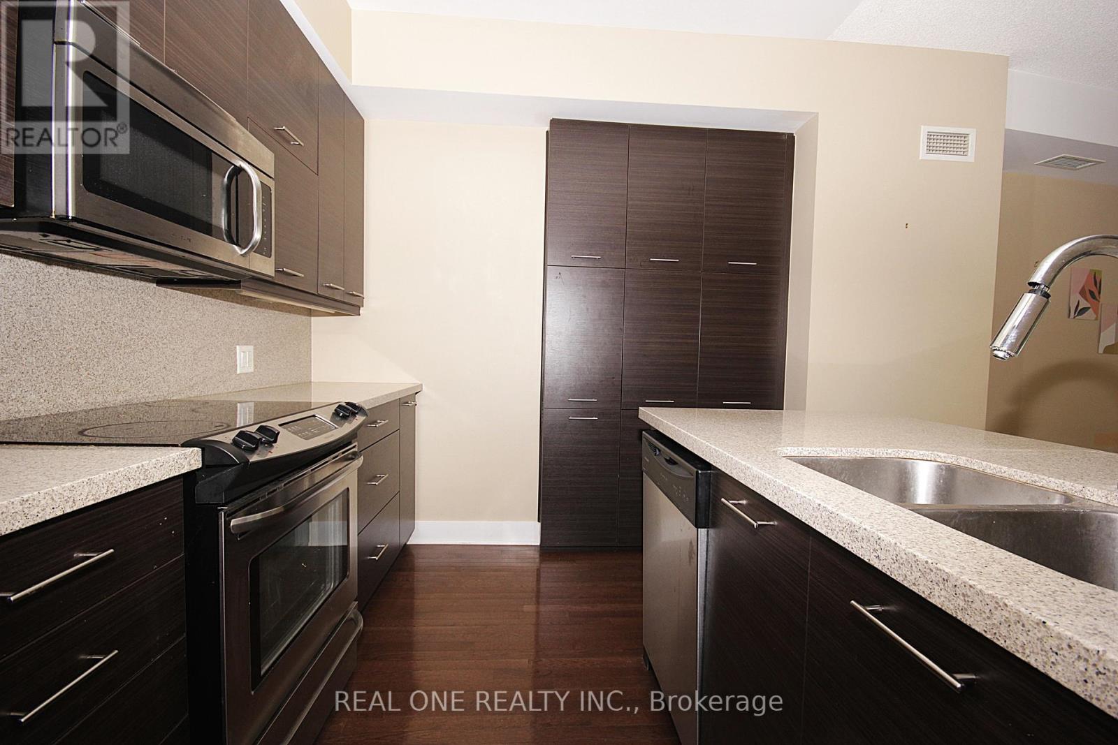 Photo 19 of 503 26 Norton Avenue, Toronto ON