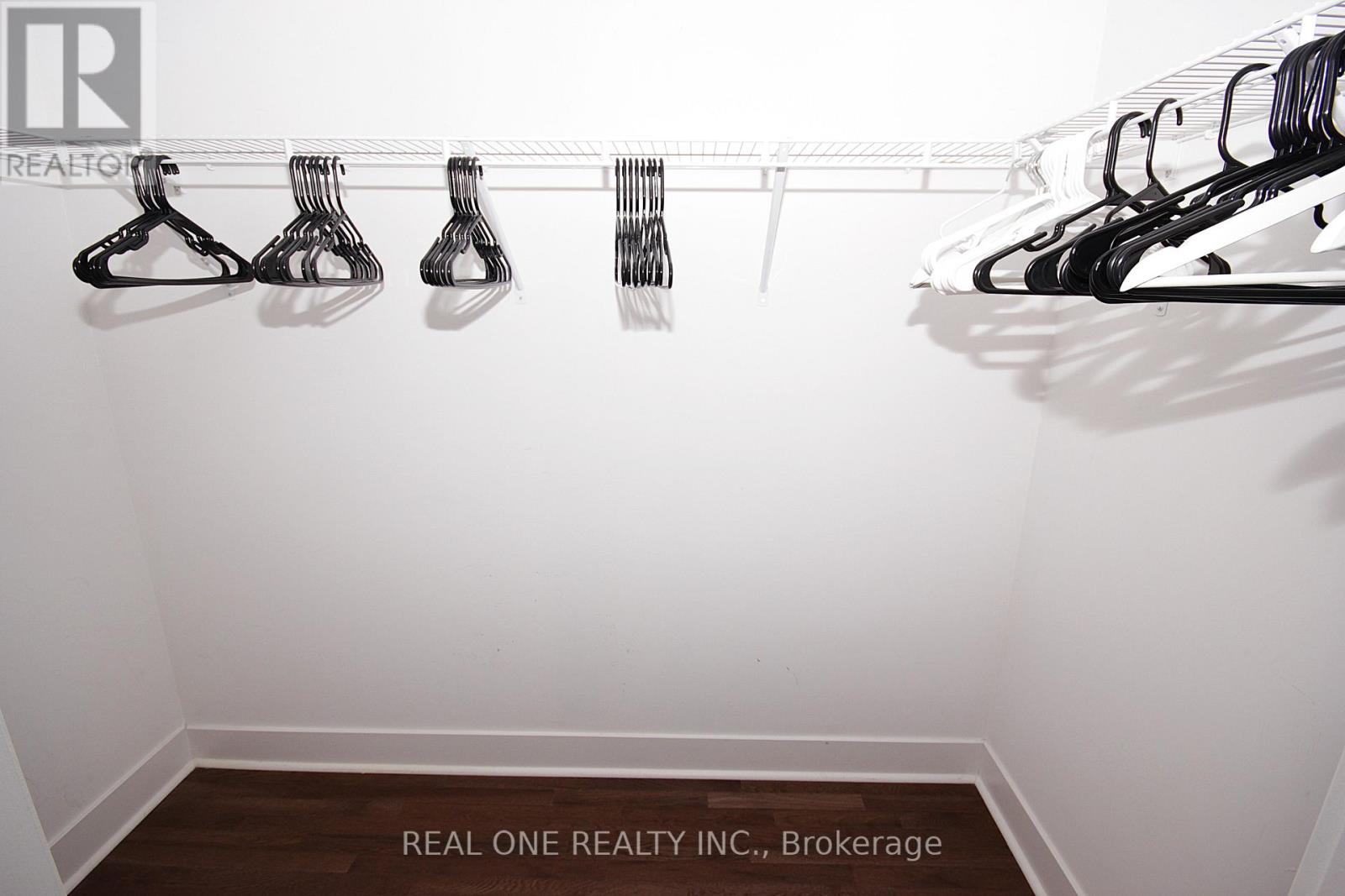 Photo 14 of 503 26 Norton Avenue, Toronto ON