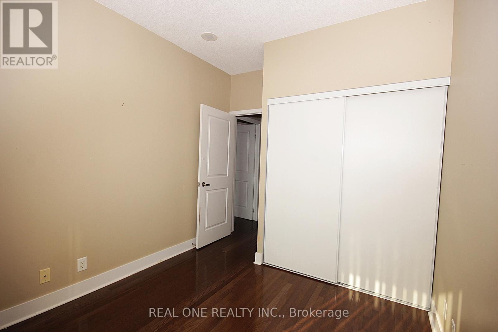Photo 16 of 503 26 Norton Avenue, Toronto ON