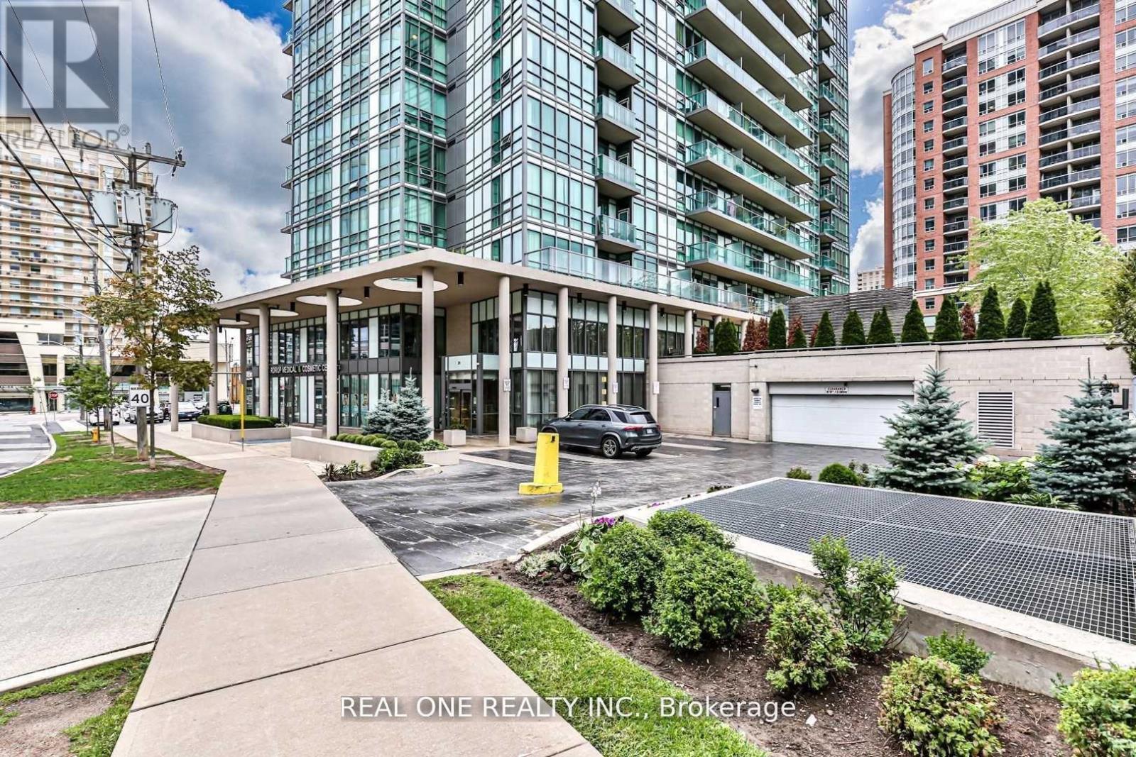 Photo 5 of 503 26 Norton Avenue, Toronto ON