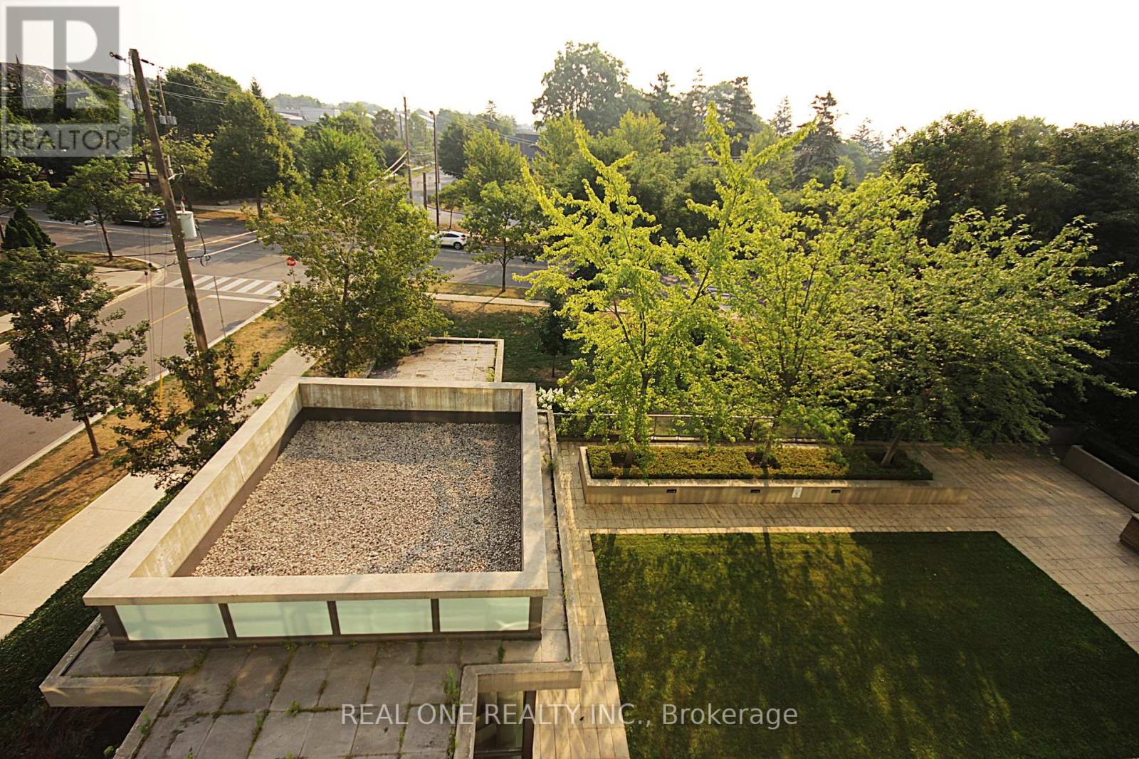Photo 13 of 503 26 Norton Avenue, Toronto ON