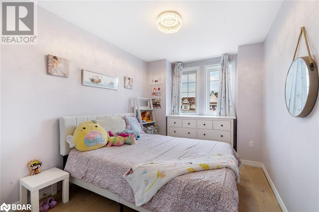 Photo 18 of 85 Blanchard Crescent, Angus ON