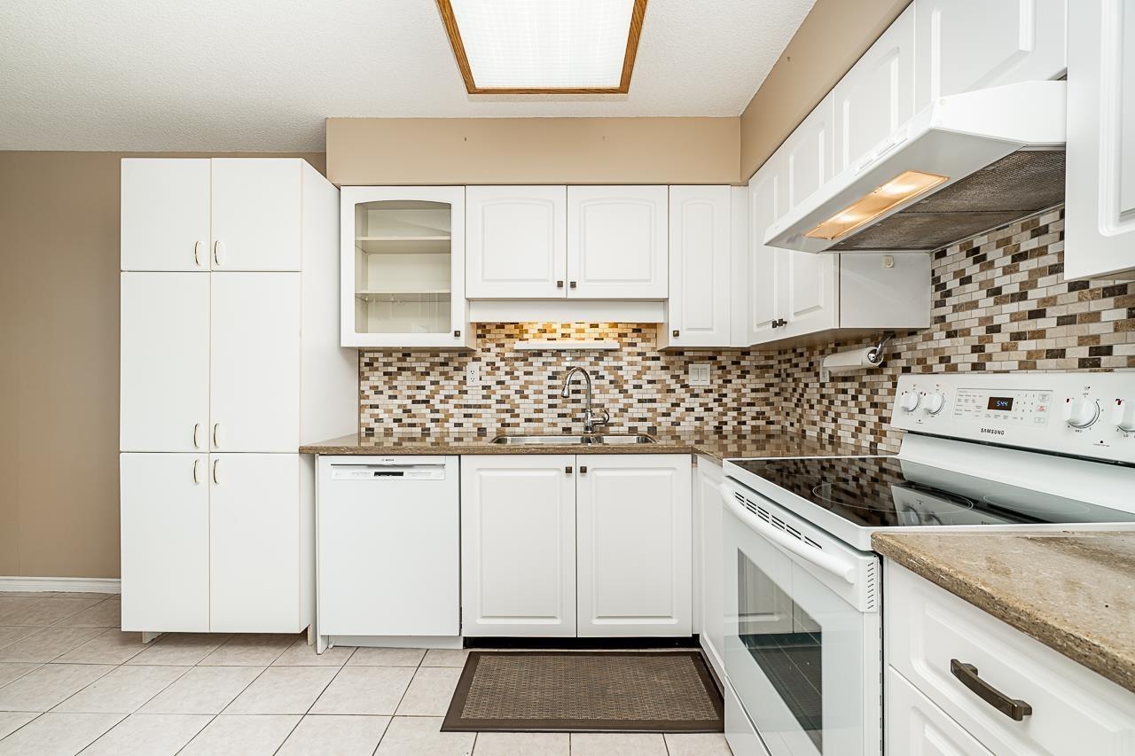 #1402-11910 80 Avenue, Delta