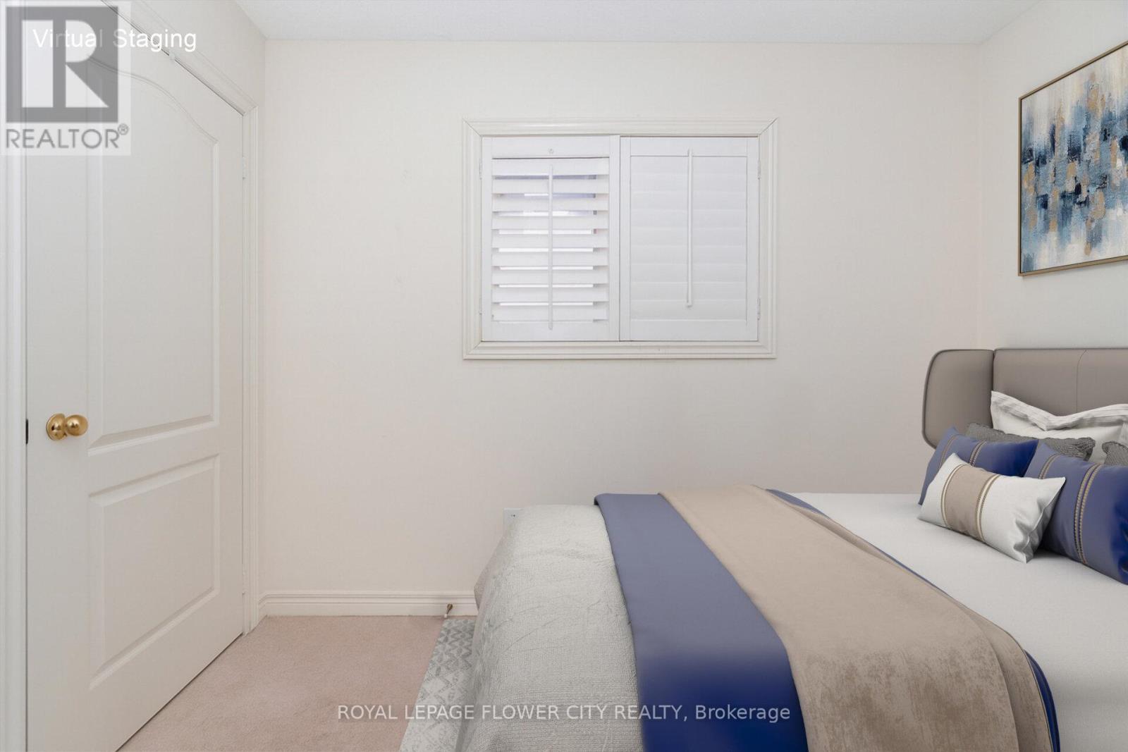 Photo 16 of 157 Seahorse Avenue N, Brampton ON