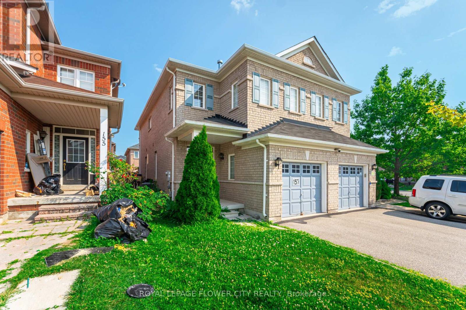 Photo 42 of 157 Seahorse Avenue N, Brampton ON