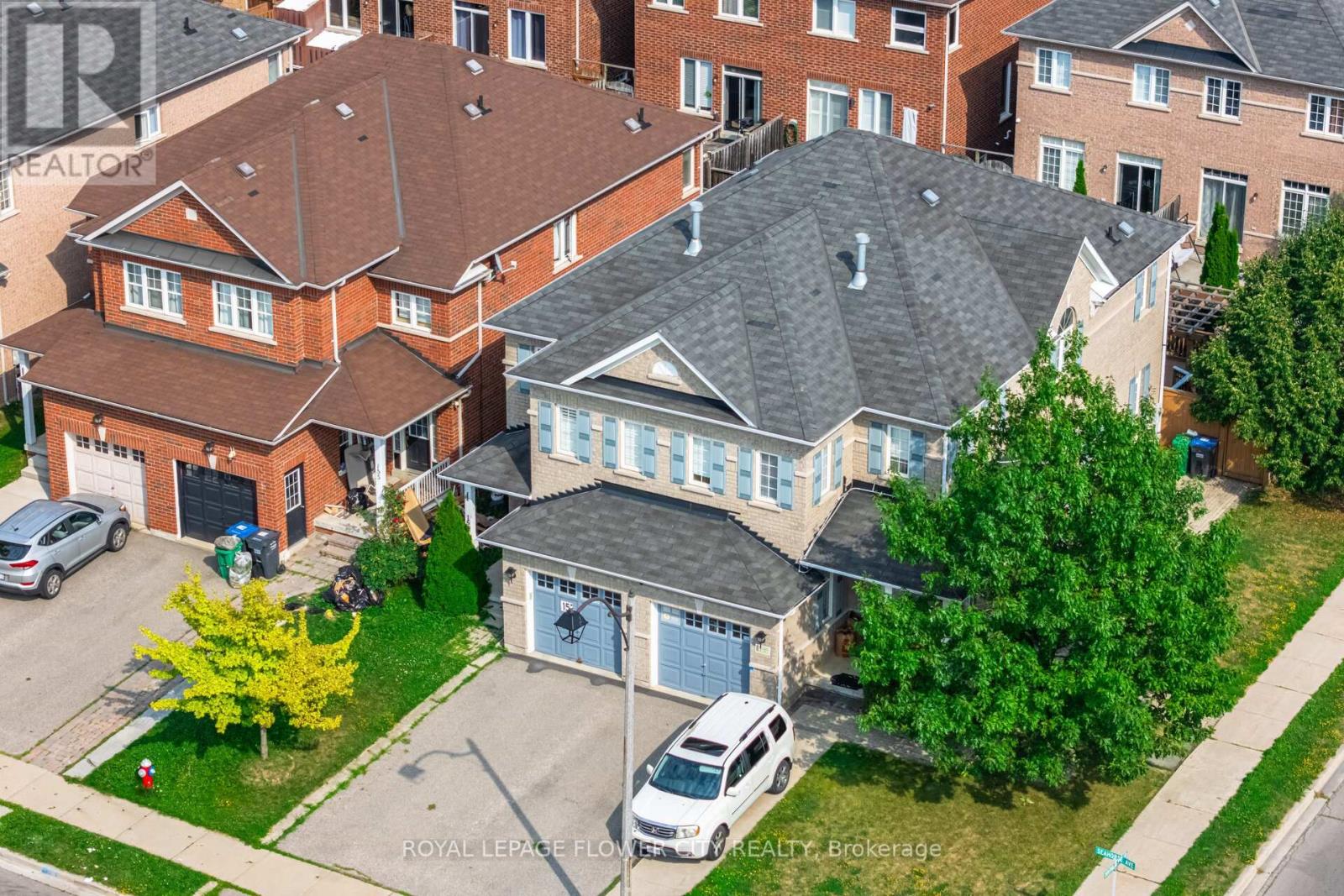 Photo 29 of 157 Seahorse Avenue N, Brampton ON
