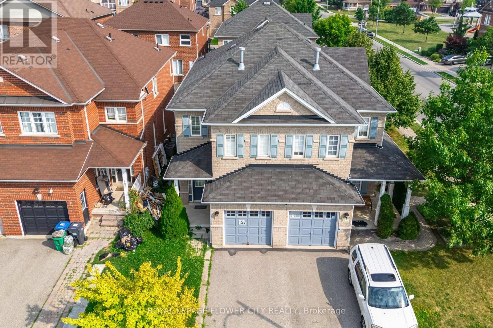 Photo 41 of 157 Seahorse Avenue N, Brampton ON