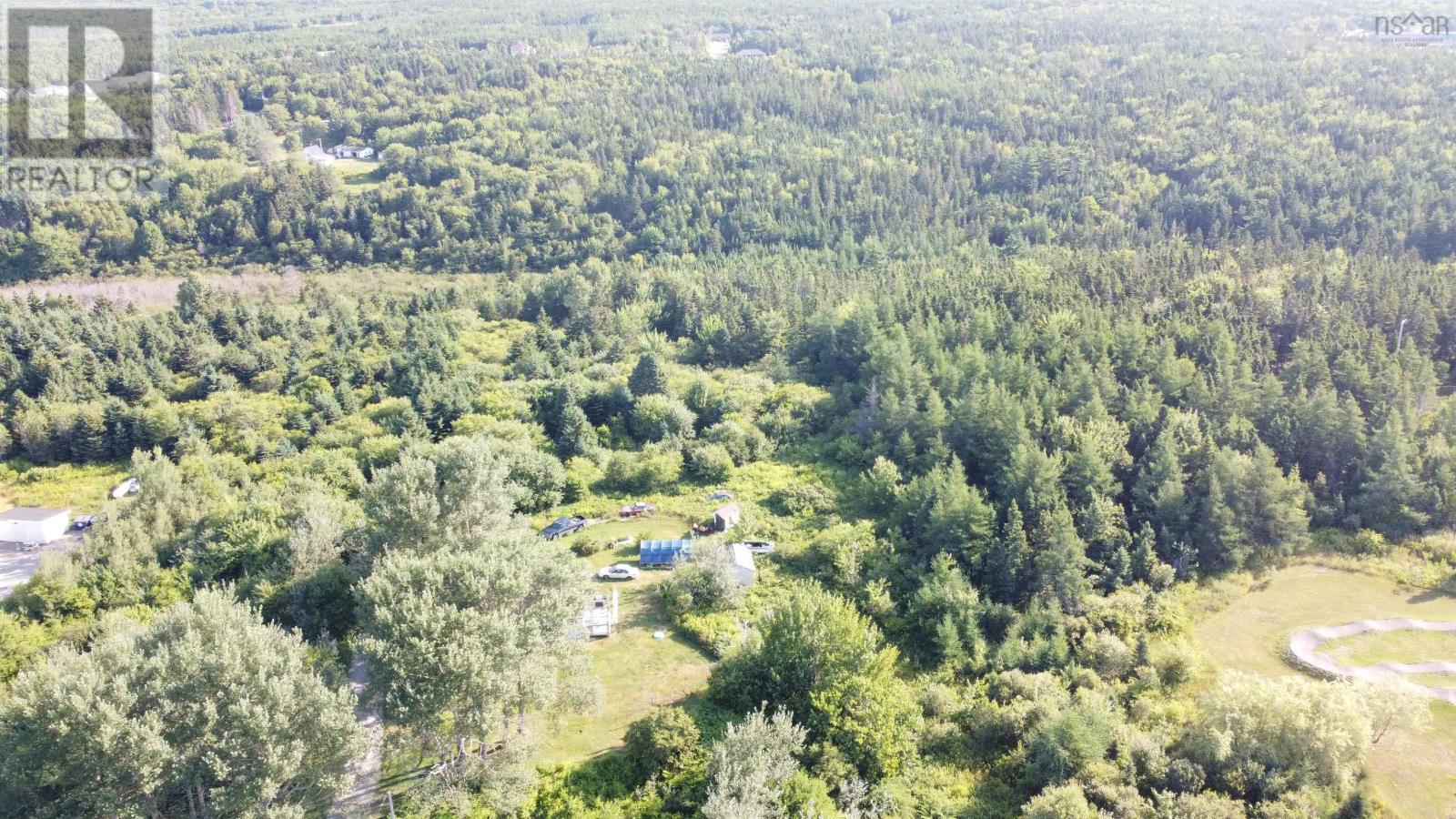 Property 9 of 16 of 6 MacQuarrie Drive Extension