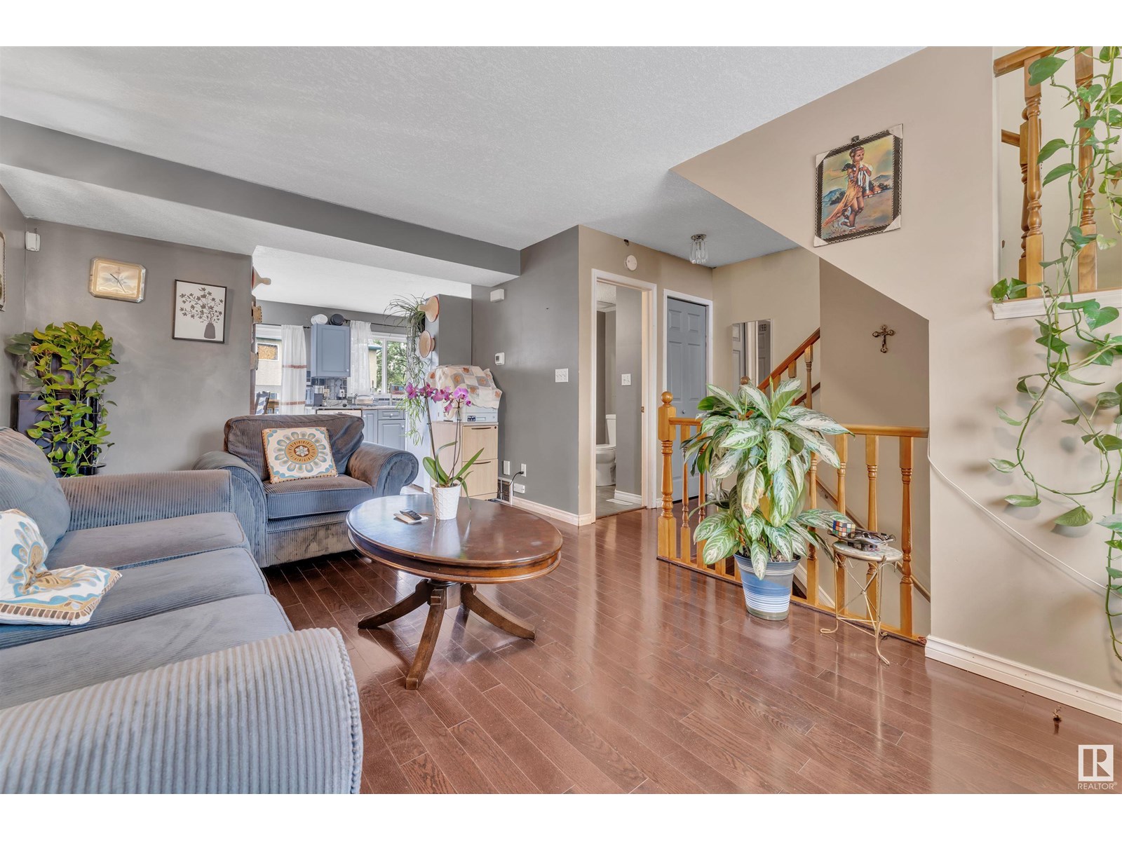 Photo 10 of 4680 126 Av Nw, Edmonton AB