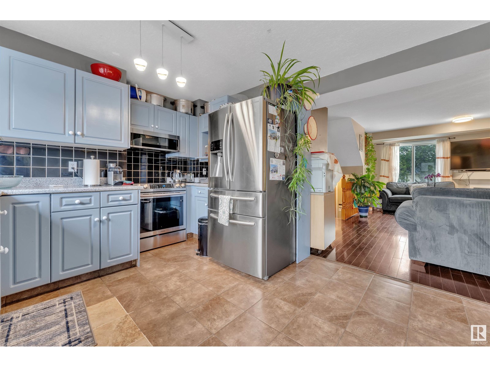 Photo 12 of 4680 126 Av Nw, Edmonton AB