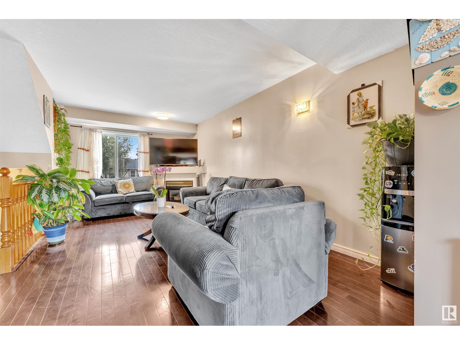 Photo 15 of 4680 126 Av Nw, Edmonton AB