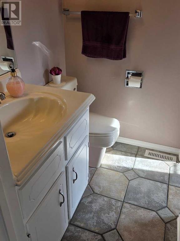Single Family House Bungalow for Sale in  Whiteside Road NE Whitehorn Calgary 