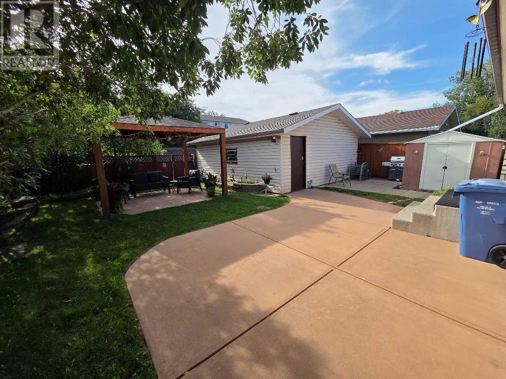 Single Family House Bungalow for Sale in  Whiteside Road NE Whitehorn Calgary 