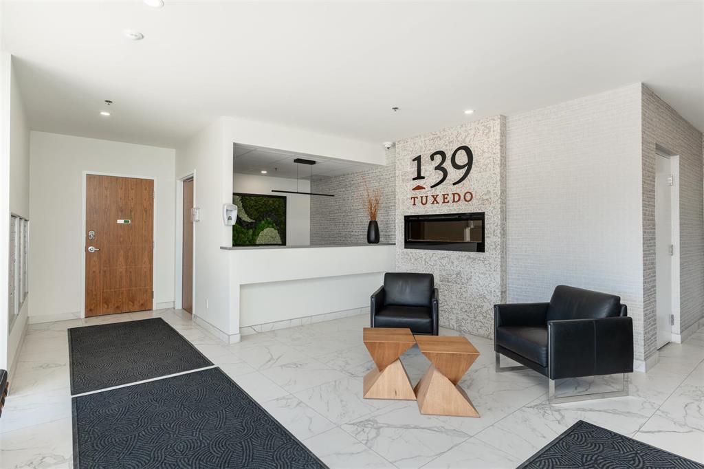 Photo 4 of 415 139 Tuxedo Avenue, Winnipeg MB