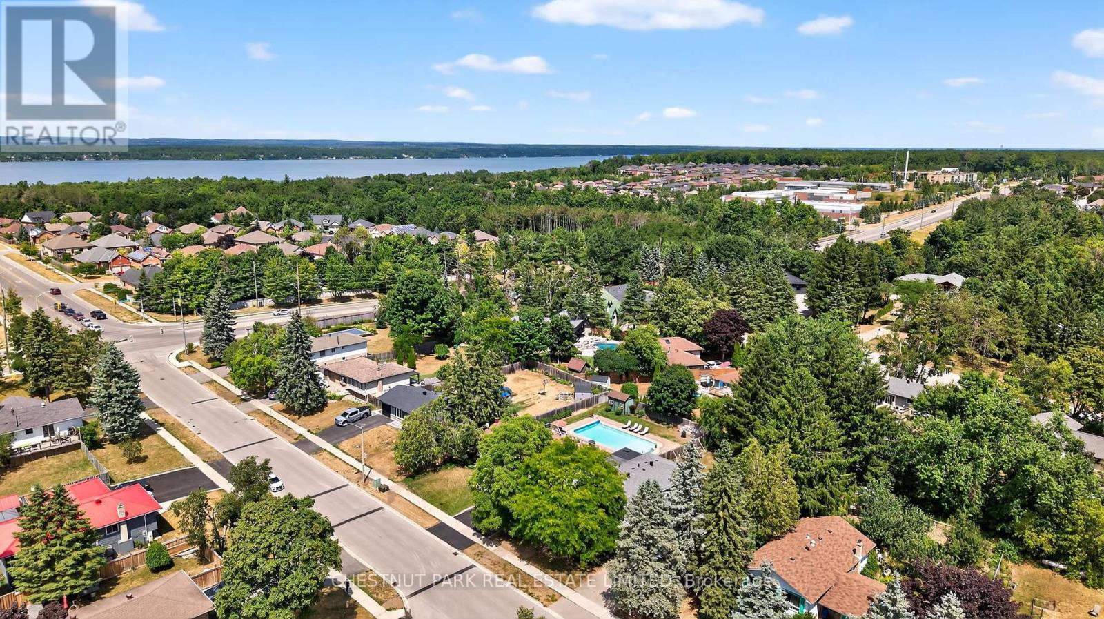 Photo 47 of 311 Pine Drive, Barrie ON