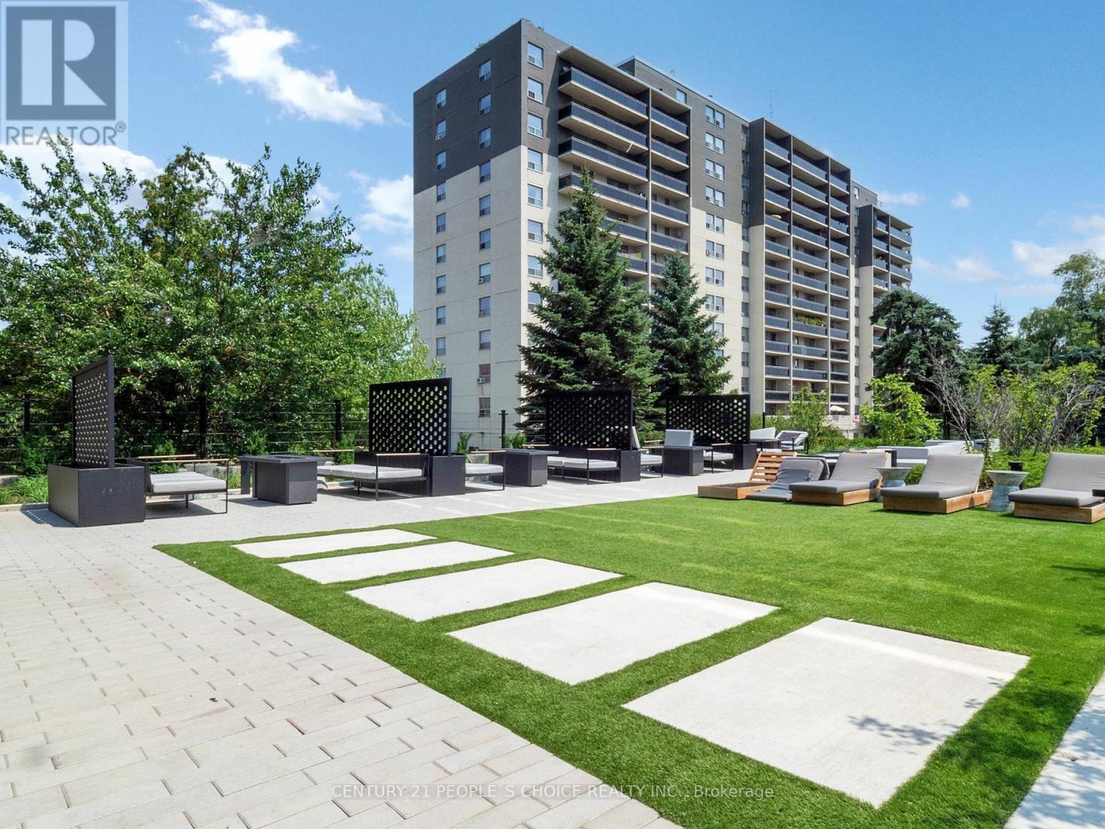 Photo 16 of 1103 86 Dundas Street E, Mississauga ON