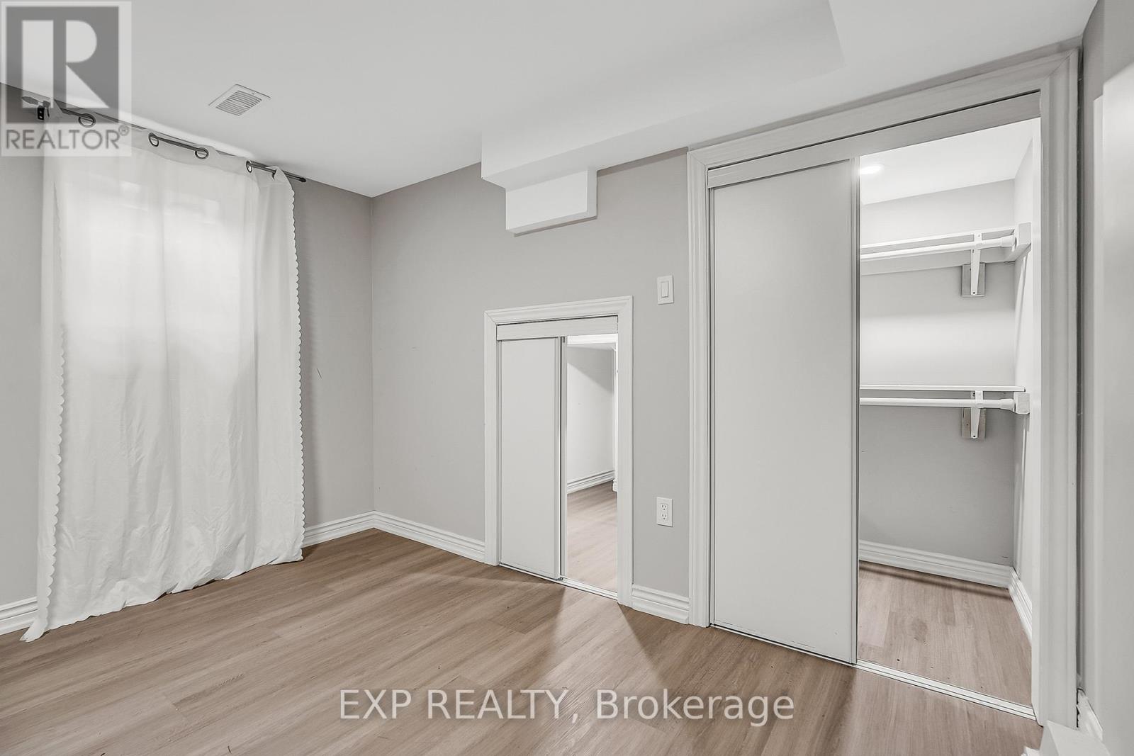 Photo 13 of Rm 4 3 Bankfield Drive, Toronto ON