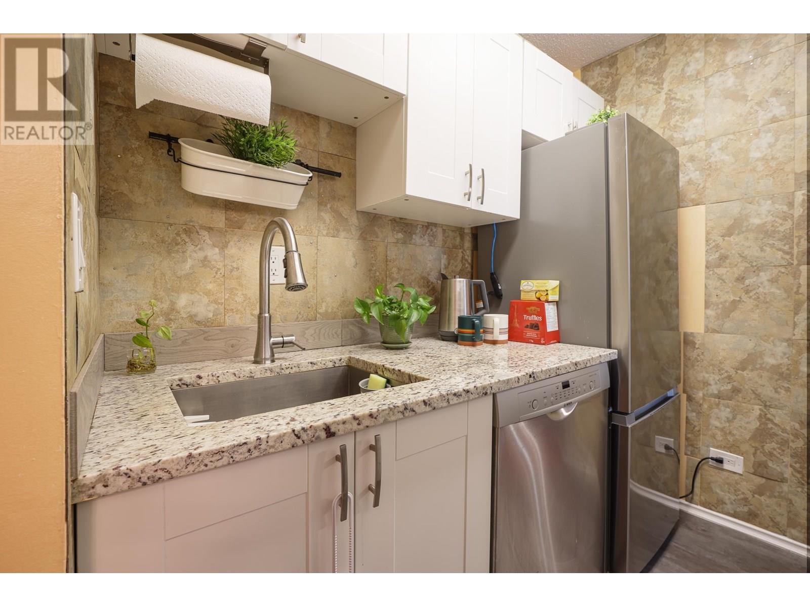 308 195 MARY STREET, Port Moody