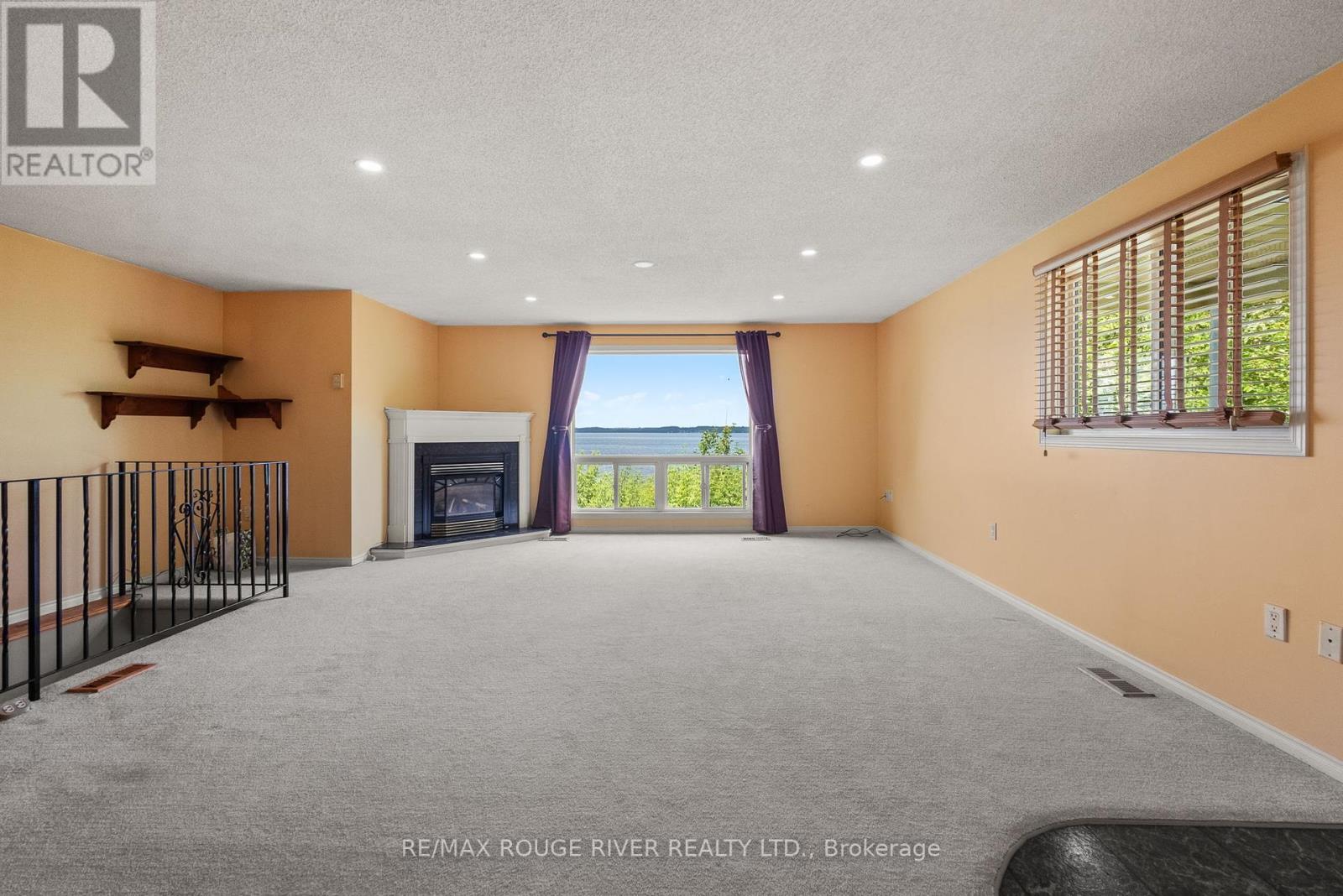 Photo 8 of 5454 Lakeshore Drive, Hamilton Township ON