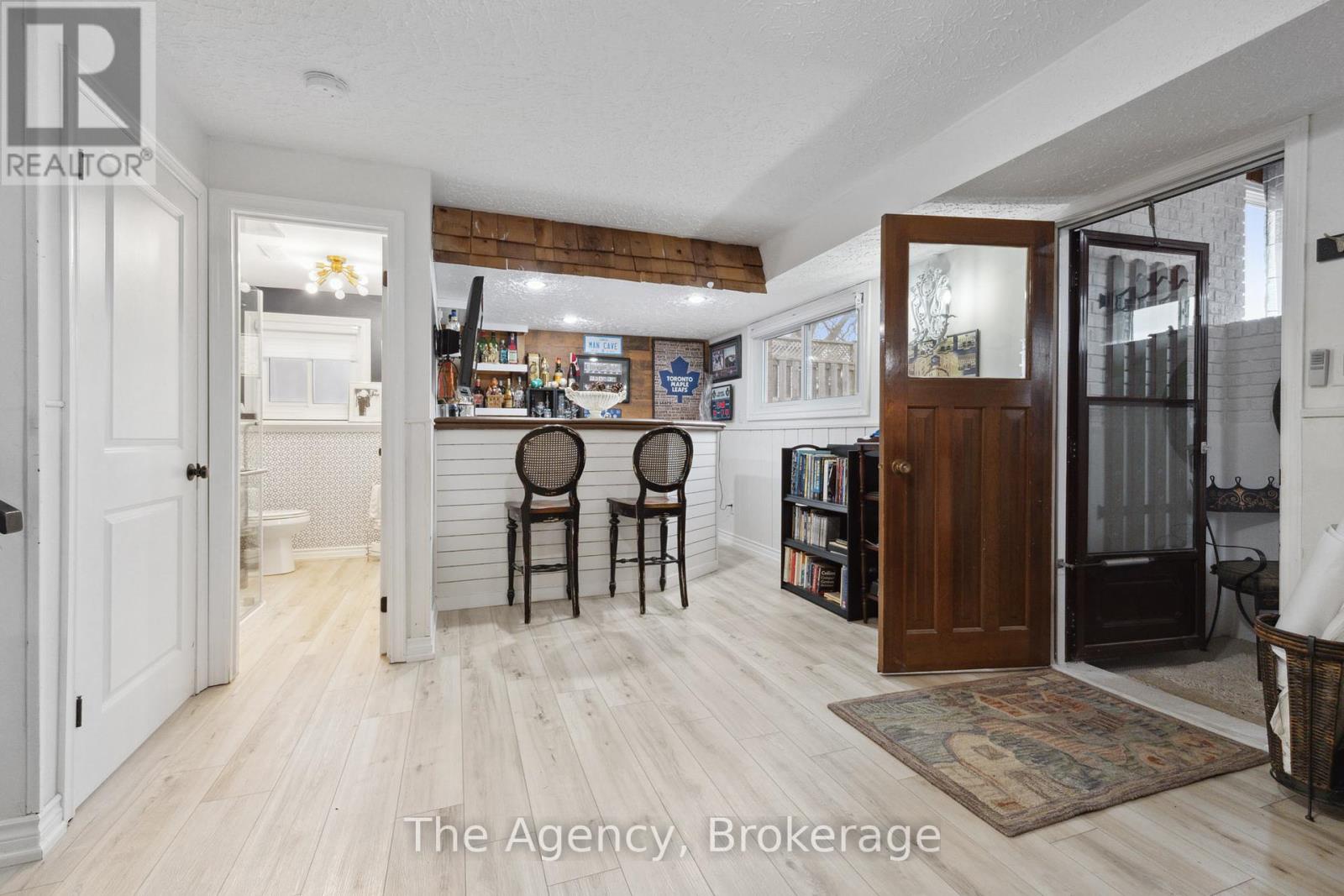 Photo 20 of 89 Endicott Terrace, Welland ON