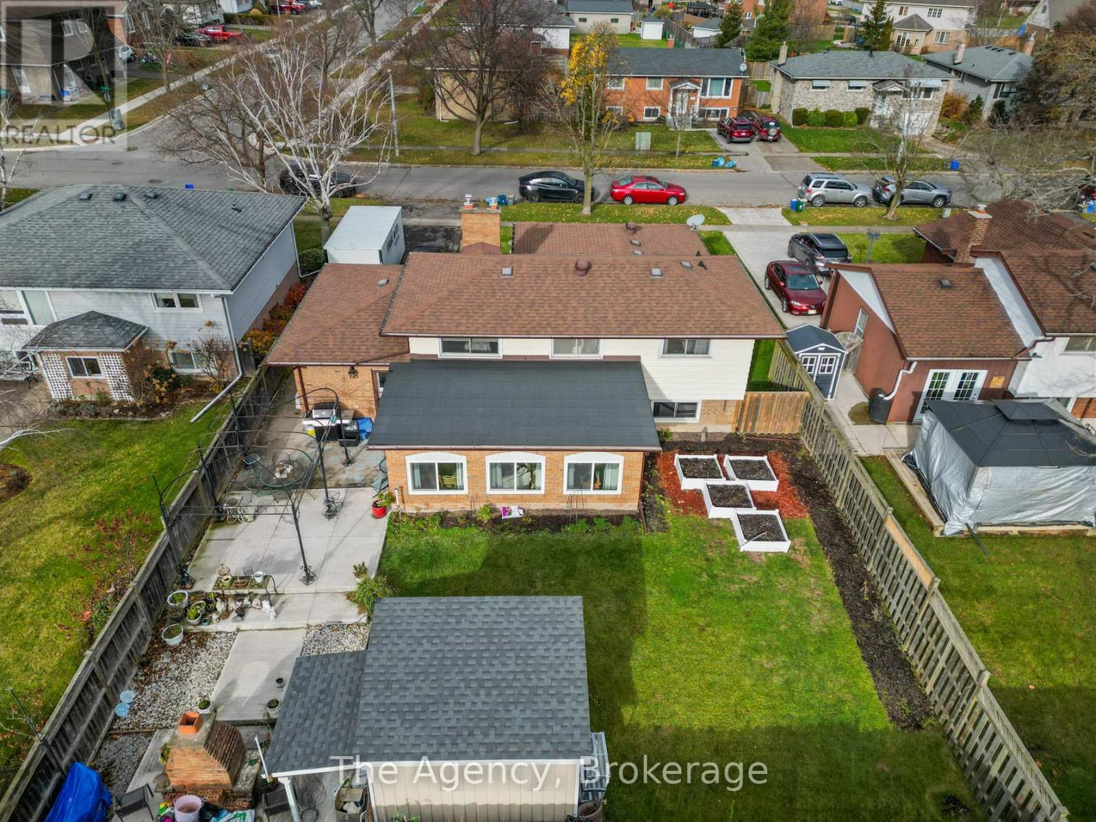 Photo 30 of 89 Endicott Terrace, Welland ON