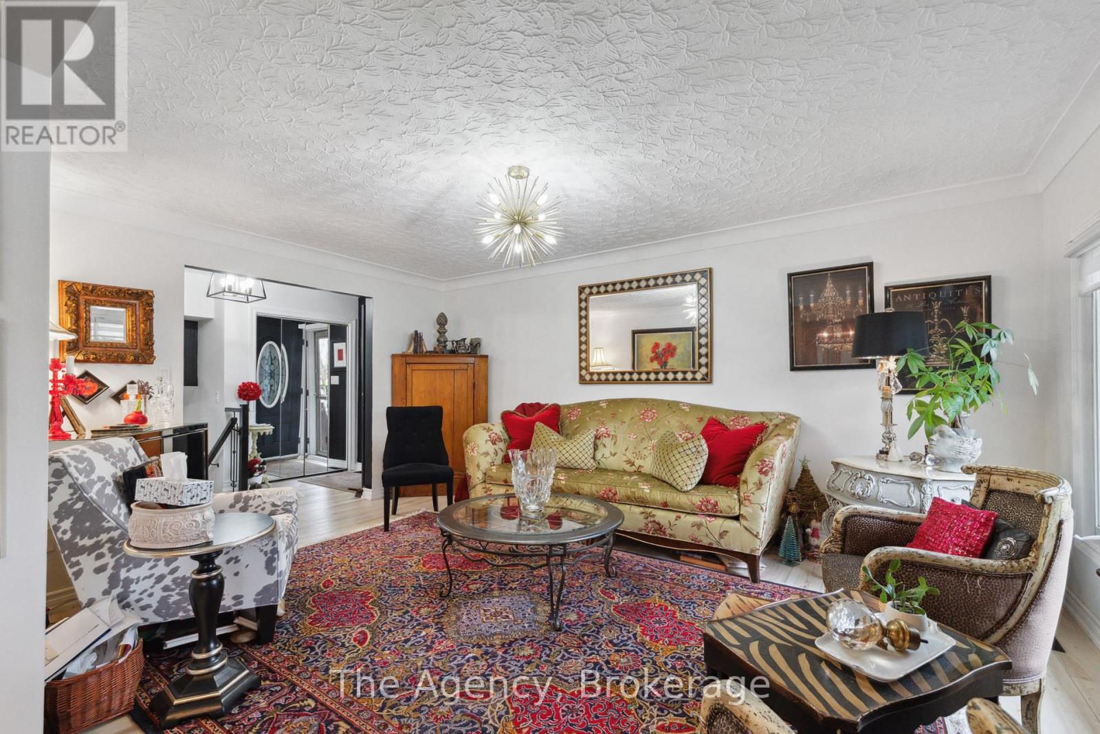 Photo 6 of 89 Endicott Terrace, Welland ON