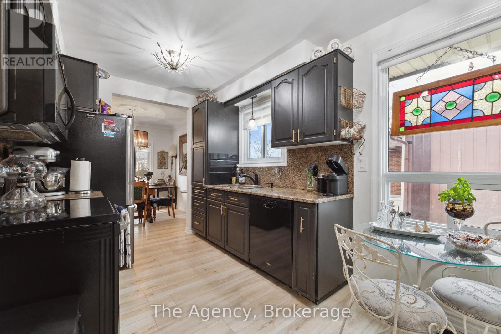 Photo 9 of 89 Endicott Terrace, Welland ON