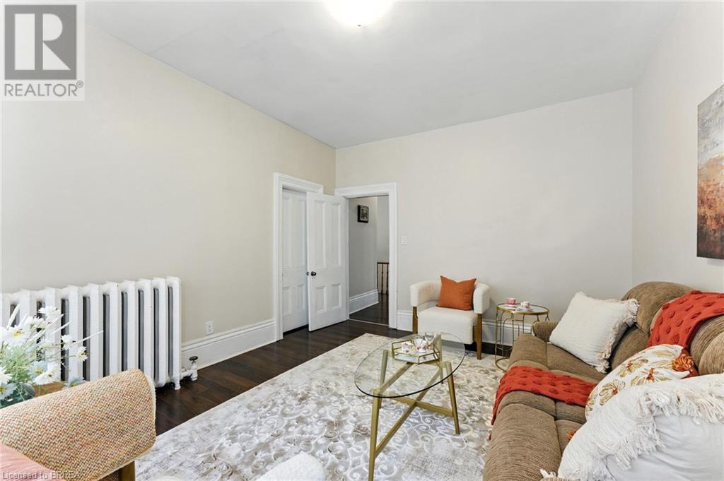 Photo 9 of 323 Dalhousie Street, Brantford ON
