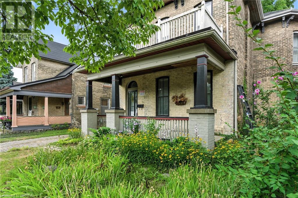 Photo 38 of 323 Dalhousie Street, Brantford ON