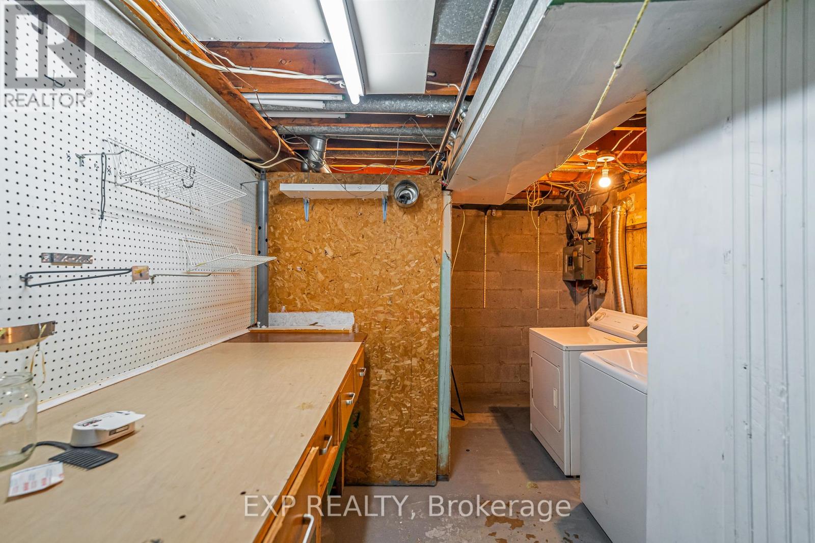 Photo 24 of 646 Borthwick Avenue, Ottawa ON