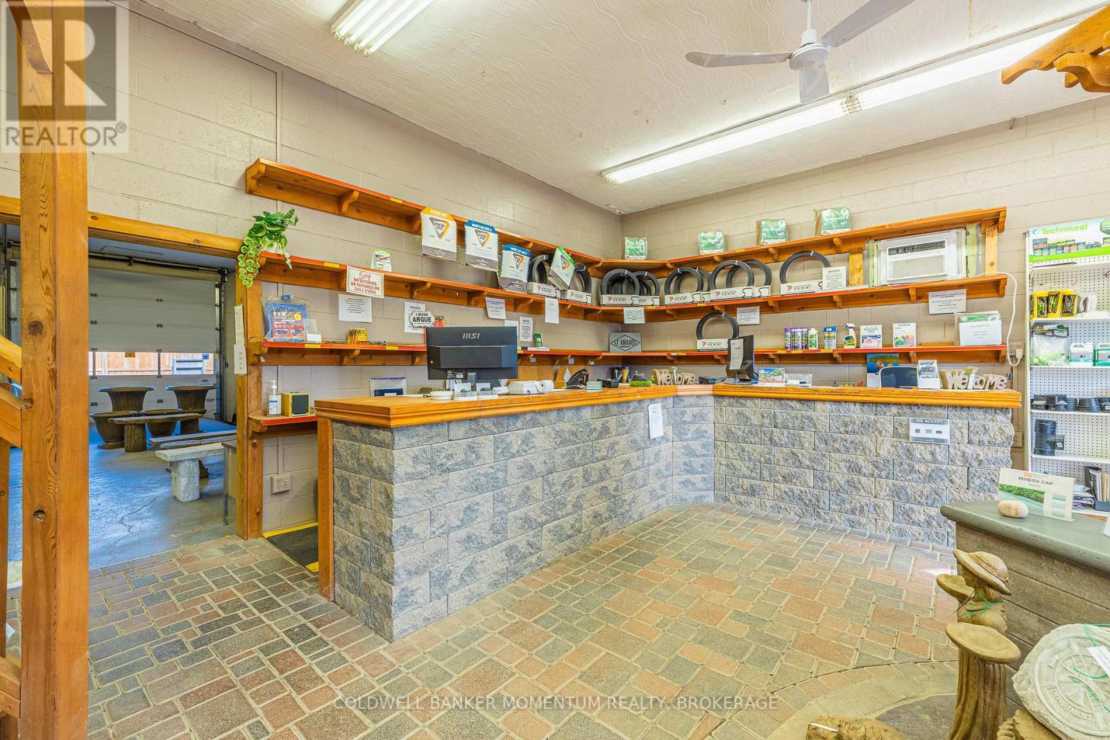 Photo 15 of 132 Bunting Road, St Catharines ON