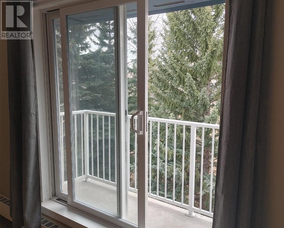 Single Family House for Sale in C  Dalton Drive NW Dalhousie Calgary 