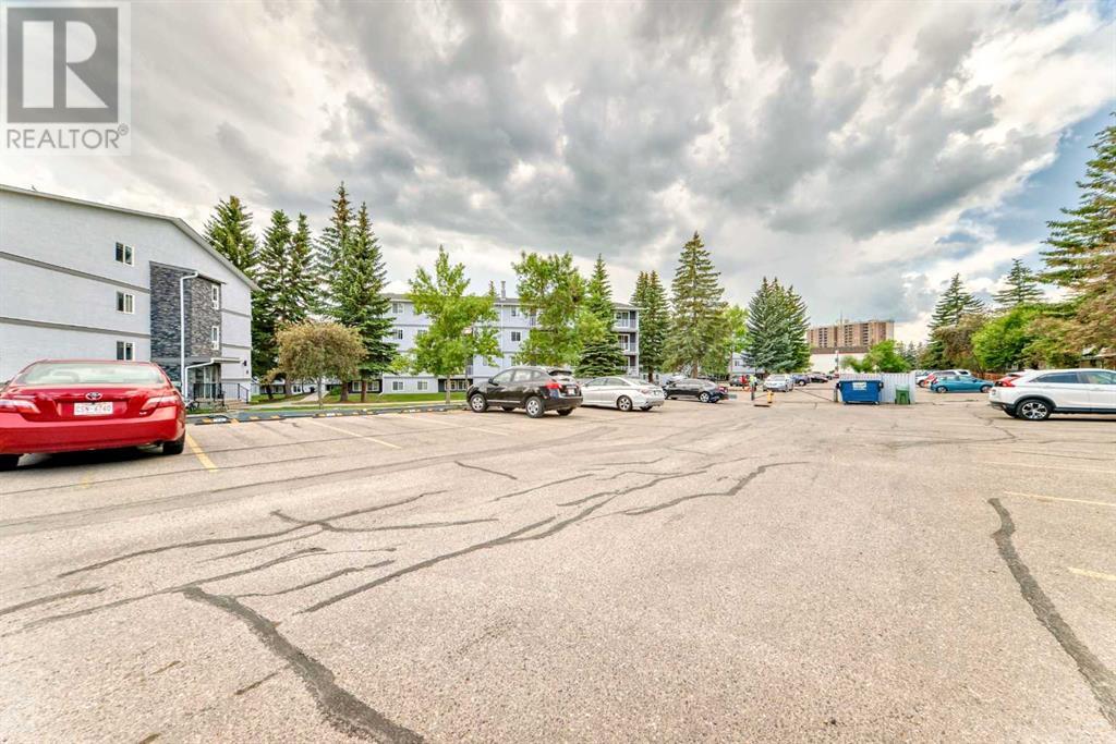 Single Family House for Sale in C  Dalton Drive NW Dalhousie Calgary 